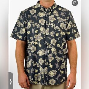 AFTCO Black and Cream Floral Men's ShortSleeve-NWT